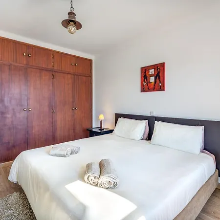 Algarsun - Idealy Situated With Modern Comfort * 阿尔布费拉